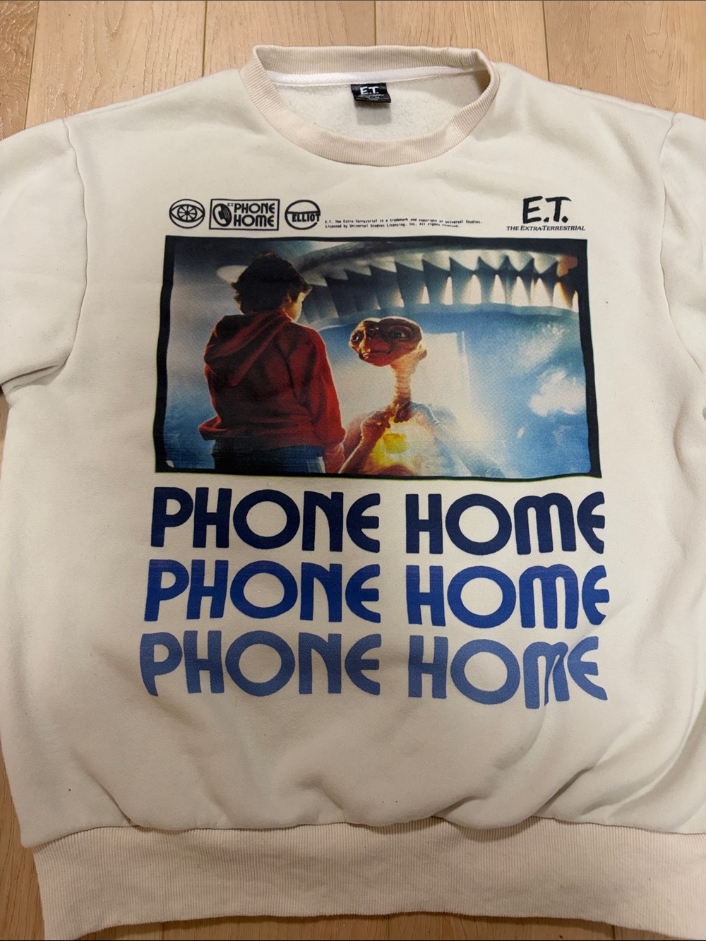ET The Extraterrestrial x Cakeworthy Crewneck Sweatshirt, sz M